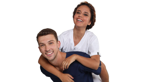 Medical Supply Company: The Benefits For Buying Scrubs Online