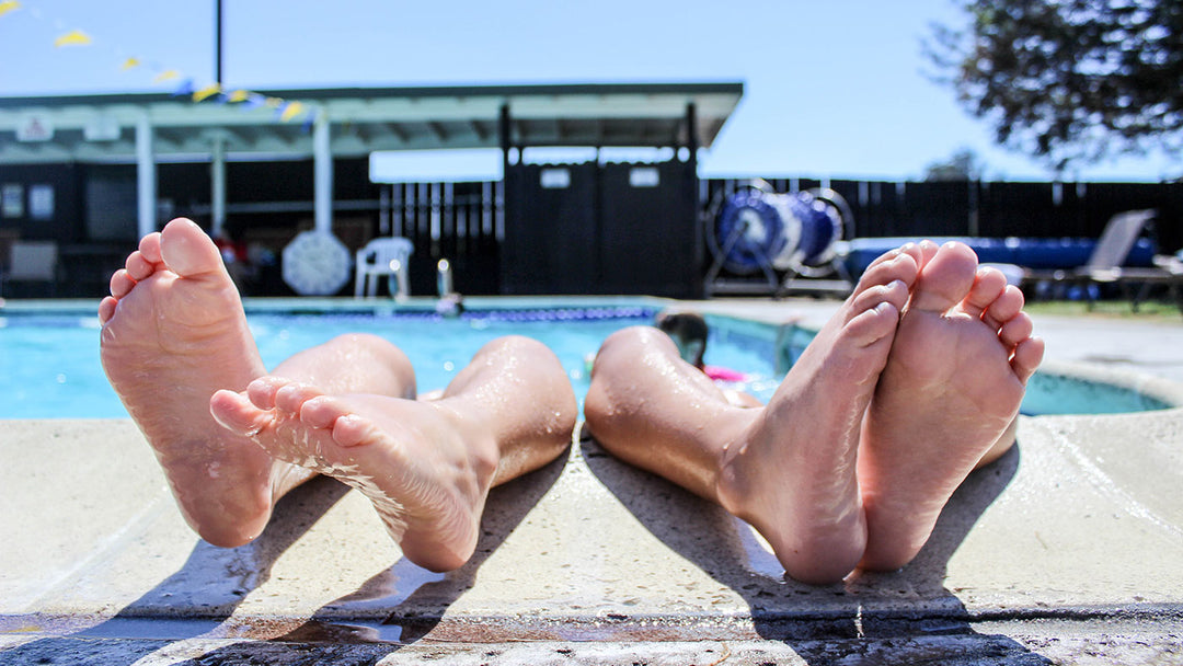 Psoriasis Awareness Sparks By Embarrassing Pool Incident – Dress A Med