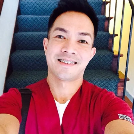 Men's Lightweight 6 Pocket Classic Uniform Scrubs